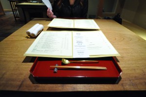 kajitsu table setting