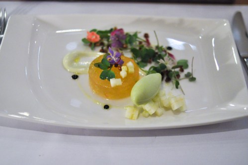 mani sao paulo waldorf salad