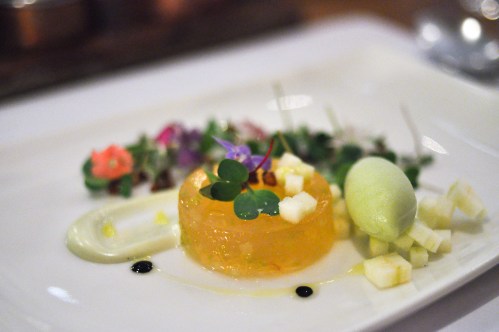 mani sao paulo waldorf salad