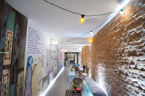 mani sao paulo entrance