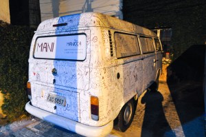 mani sao paulo bus van