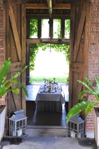 blue hill outdoor dining