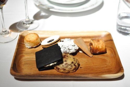 gramercy tavern cookie plate