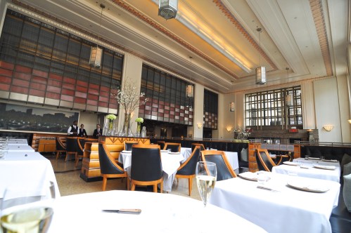 eleven madison park dining room