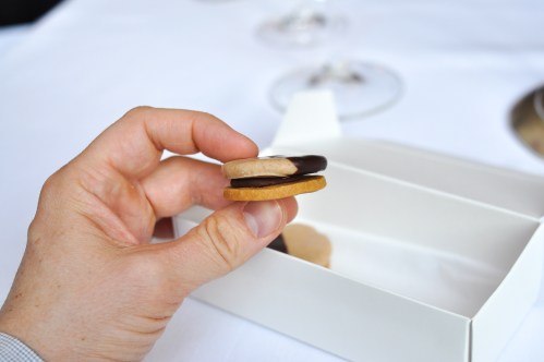 eleven madison park black white