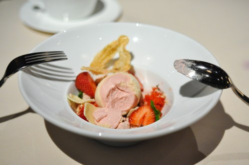 manresa strawberries white chocolate