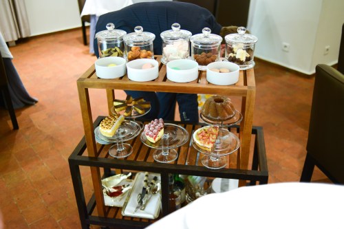 hof van cleve mignardises cart