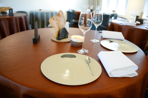 l'air du temps table setting